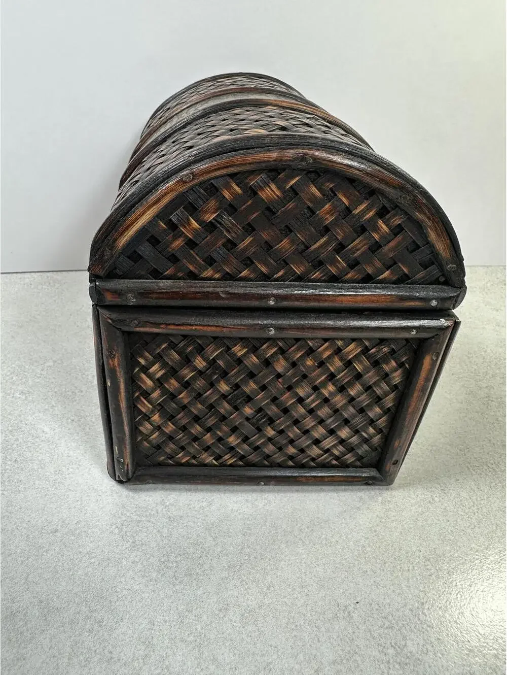 Small Brown Rattan Woven Wood Accent Chest Brass Latch Rustic Home Decor